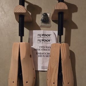 Men's Two-Way Shoe Stretcher - Natural Wood